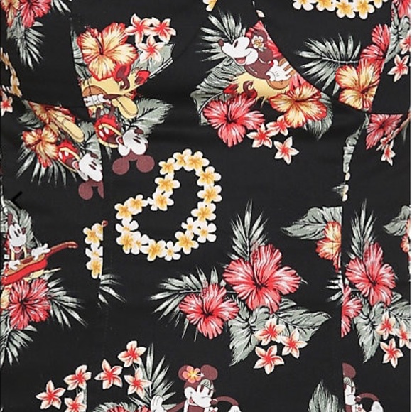 DISNEY MICKEY MOUSE & MINNIE MOUSE TROPICAL TOP - Picture 3 of 4